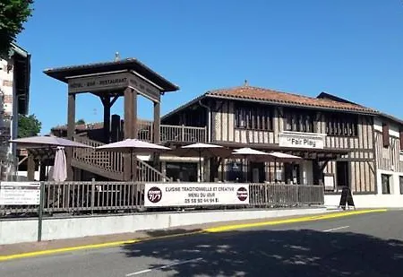 Le Fair Play Szálloda Léon