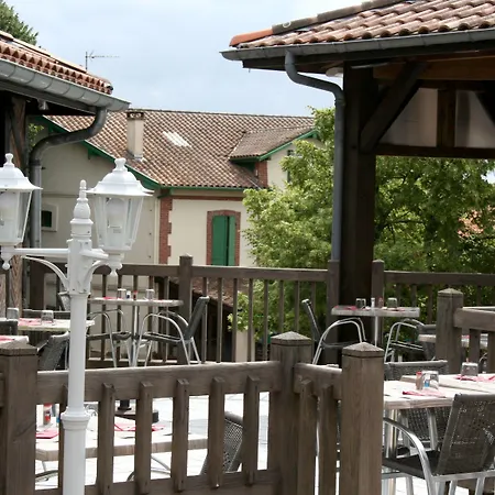 Le Fair Play Szálloda Léon